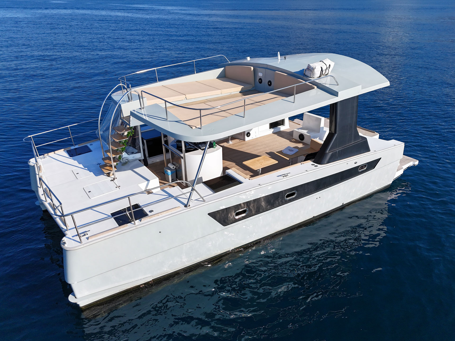 Catamaran Sea Bus 380 – Sorrento Coast private boat tour Catamaran Sea Bus 380 - Sorrento Coast private boat tour