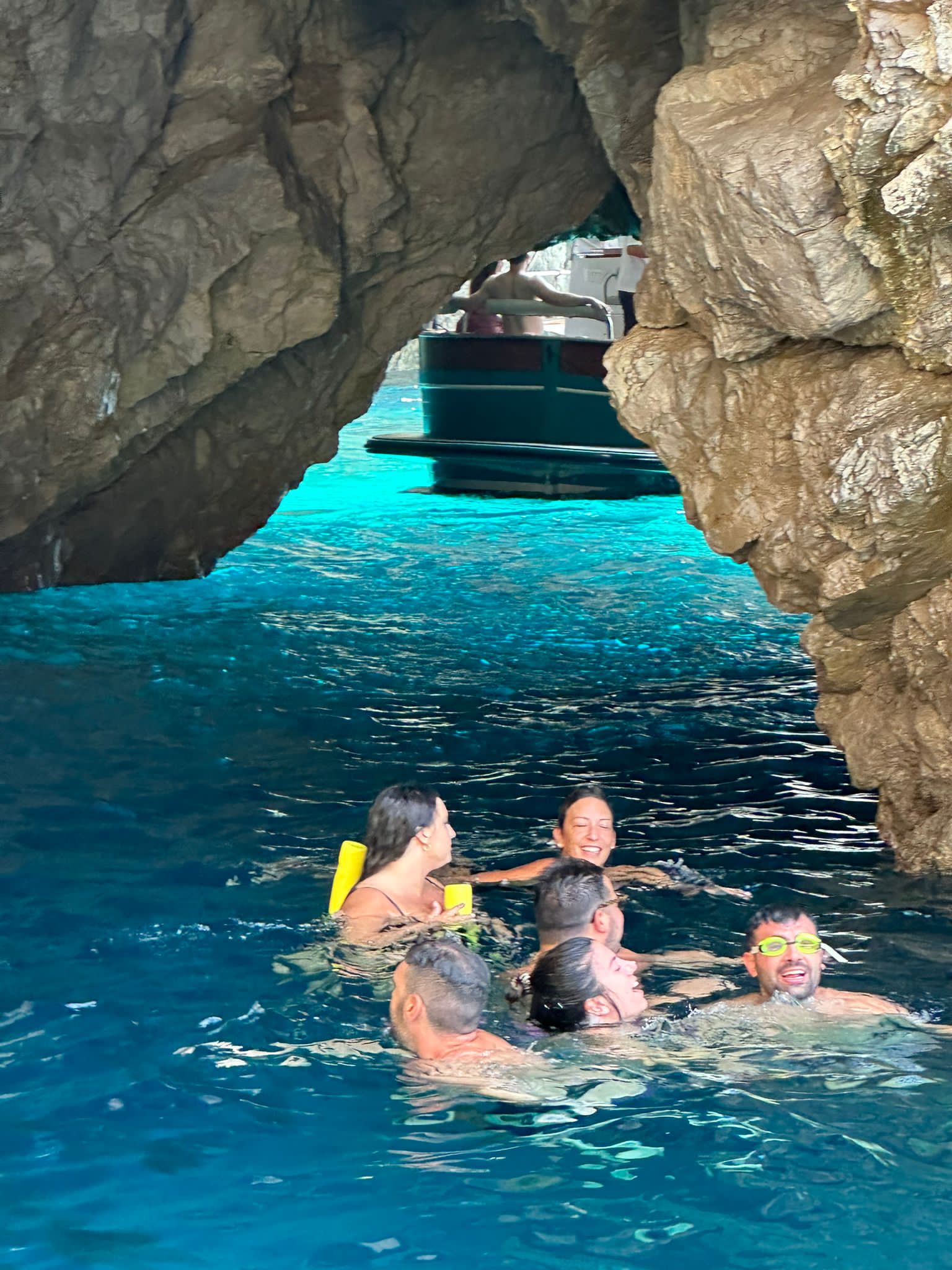 green-grotto-capri-03